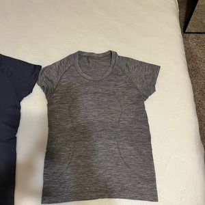 Lululemon Swiftly tech short sleeve